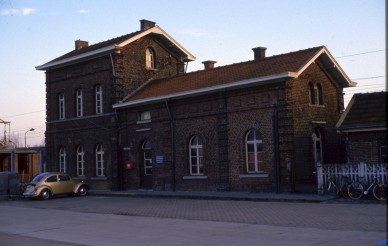ST DENIJS BOEKEL  DIA 85-10883.jpg